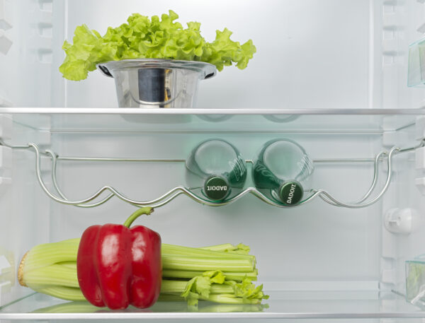 Especially spacious bottle rack